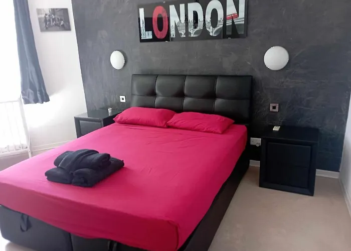 Cosy,Central,Modern Gem